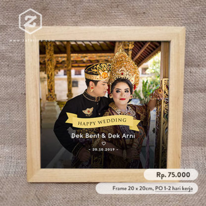 Jual Kado Pernikahan di Denpasar Bali Frame Foto Custom